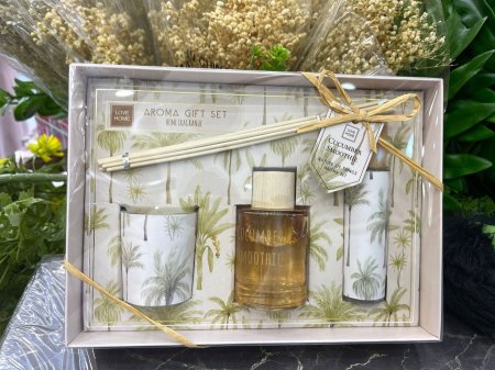 بكج شمع مع عطر